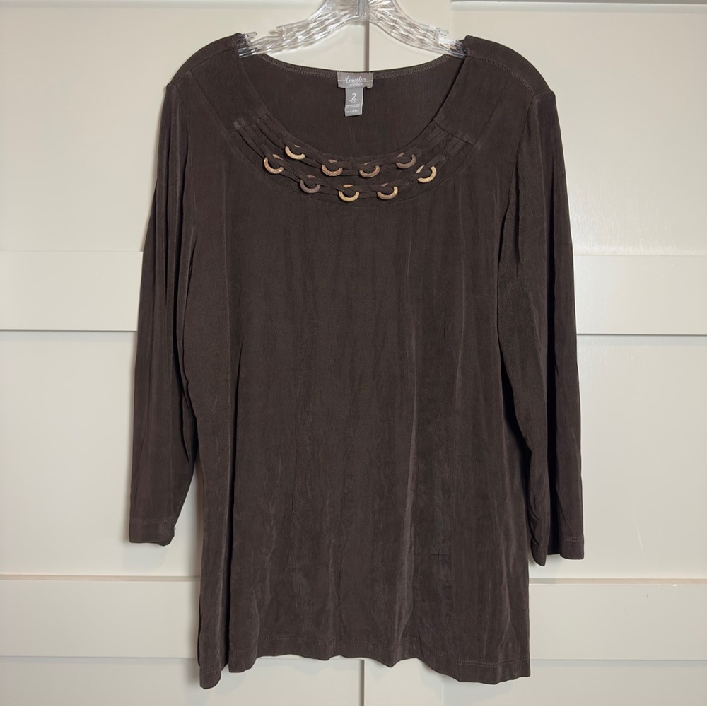 Chico’s Travelers Womens Brown Beaded Neck 3/4 Sleeve Flowy Blouse Women’s Sz XL